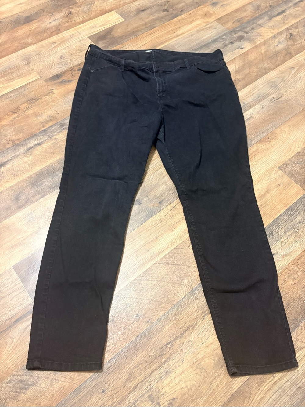 Old Navy Women’s Size 18 Black Super Skinny Jeans Stretch Mid Rise Denim